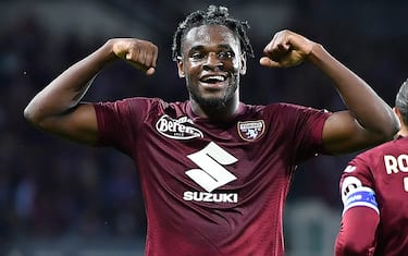 12) DUVAN ZAPATA