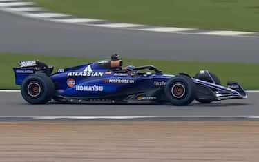 Quelle pance in 'stile Red Bull'