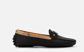 Mocssino loafers in pelle granata