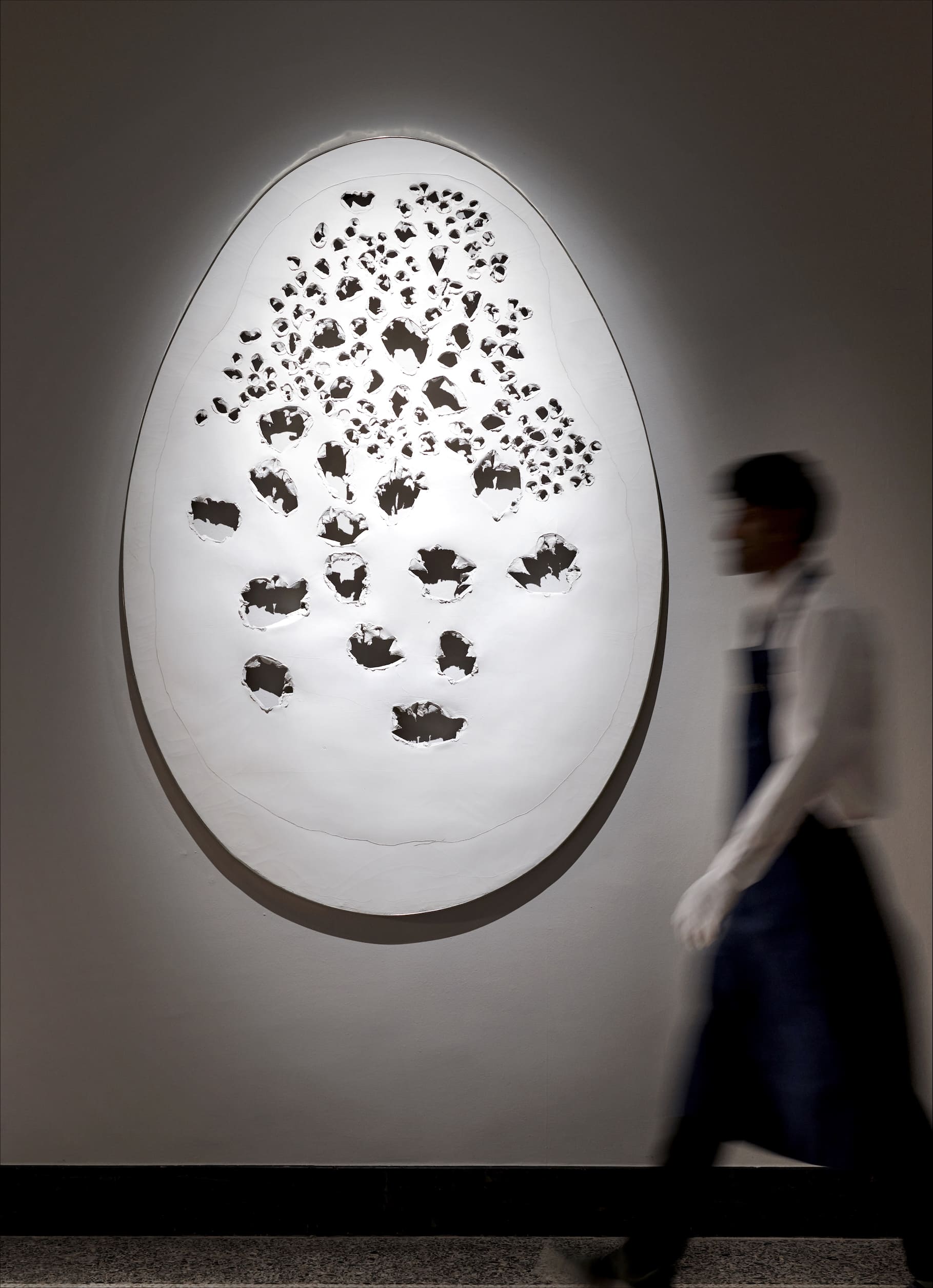 Lucio_Fontana_Concetto_spaziale_La_fine_di_Dio-2_(1).jpg