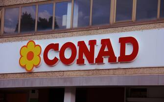August 23rd 2022, Florence, Italy. Sign of a famous grocery store brand in Italy, "Conad"