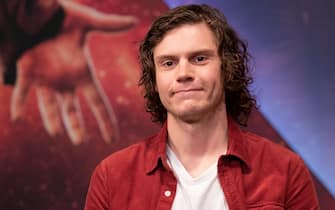 Evan Peters