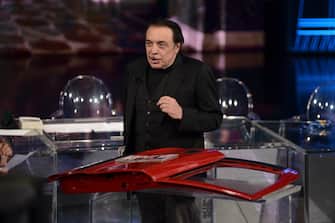 Milano, Trasmissione TV "Che fuori tempo che fa"
nella foto :  Nino Frassica (Milano - 2017-05-29, Alberto Scarpinato / IPA) p.s. la foto e' utilizzabile nel rispetto del contesto in cui e' stata scattata, e senza intento diffamatorio del decoro delle persone rappresentate