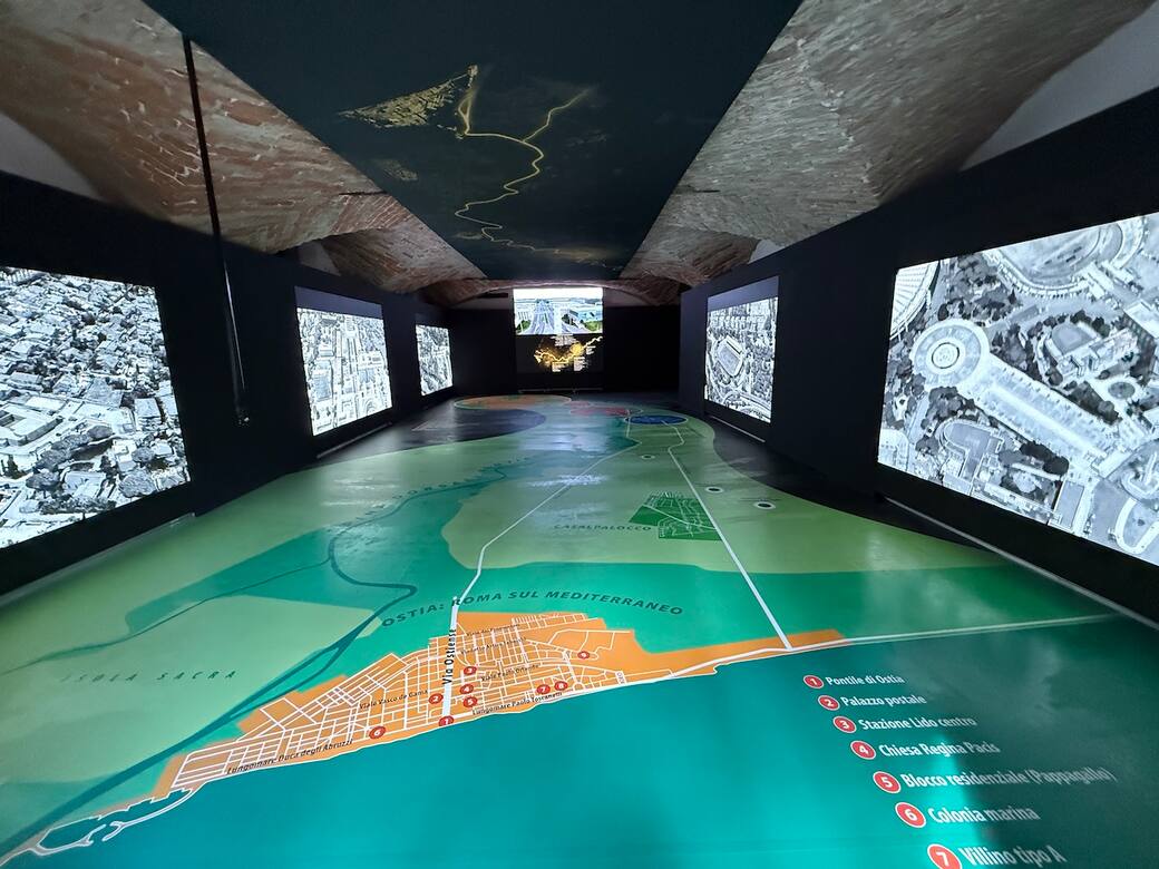 Installation Views: Roma è una cometa, Ca’ Tron, Venezia