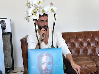 Marco Mengoni, da Napoli a Messina in concerto negli stadi nel 2025