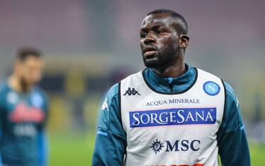 koulibaly_napoli_riscaldamento