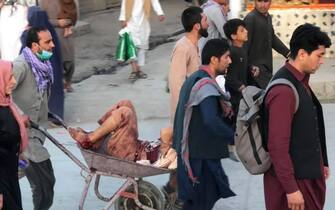 Kabul: attentato kamizake all'aeroporto
