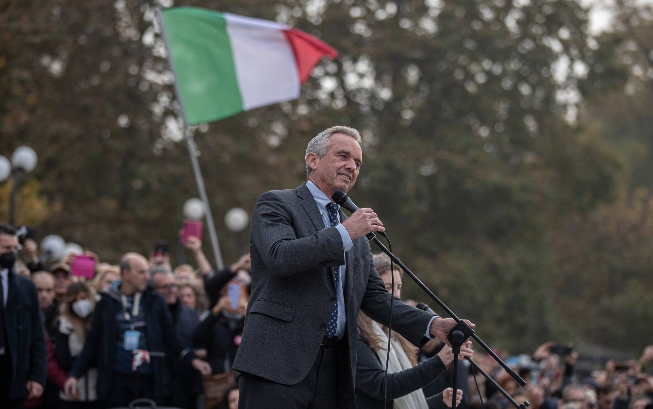 All’arco della pace si svolge la Manifestazione di Children’s Help Defence contro il Green Pass, Robert F. Kennedy Jr., 
13 Novembre 2021.
ANSA/MARCO OTTICO