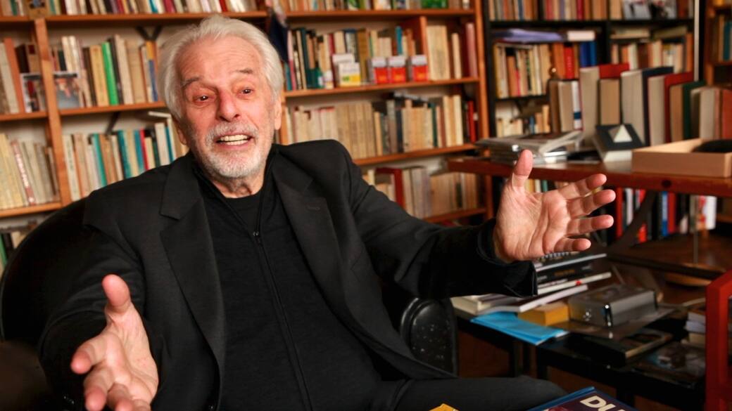 JODOROWSKY_S_DUNE_-_Alejandro_Jodorowsky_interview_shot_02.jpg