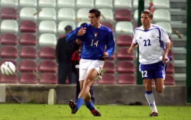 Francesco Saya/LaPresse
Sport Calcio 17-11-2004
amichevole Italia Finlandia Messina ( stadio San Filippo )
nella foto CHIELLINI RESPINGE L'INSIDIA AVVERSARIA.