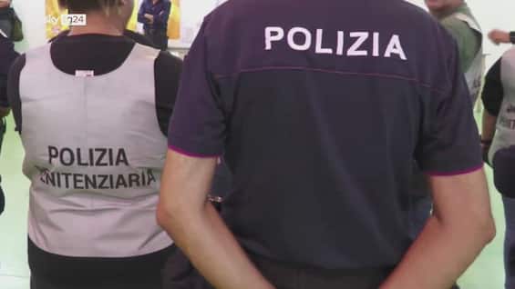Spaccio di droga nel carcere di Taranto: 25 arresti Spaccio di droga nel carcere di Taranto: 25 arresti