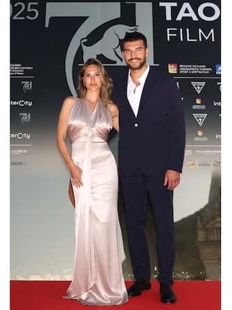 08-festival-taormina-2025-look-getty - 1