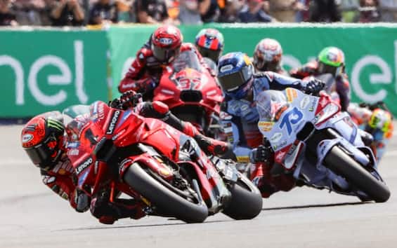 MotoGP、GP ル・マン (フランス) 2024: レースライブ
