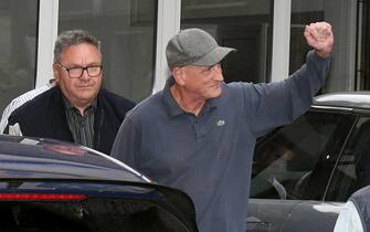 Dopo quattro ore Chico Forti lascia la casa della madre a Trento per rientrare in carcere a Montorio (Verona), Trento, 22 maggio 2024.
ANSA/ PAOLO PEDROTTI