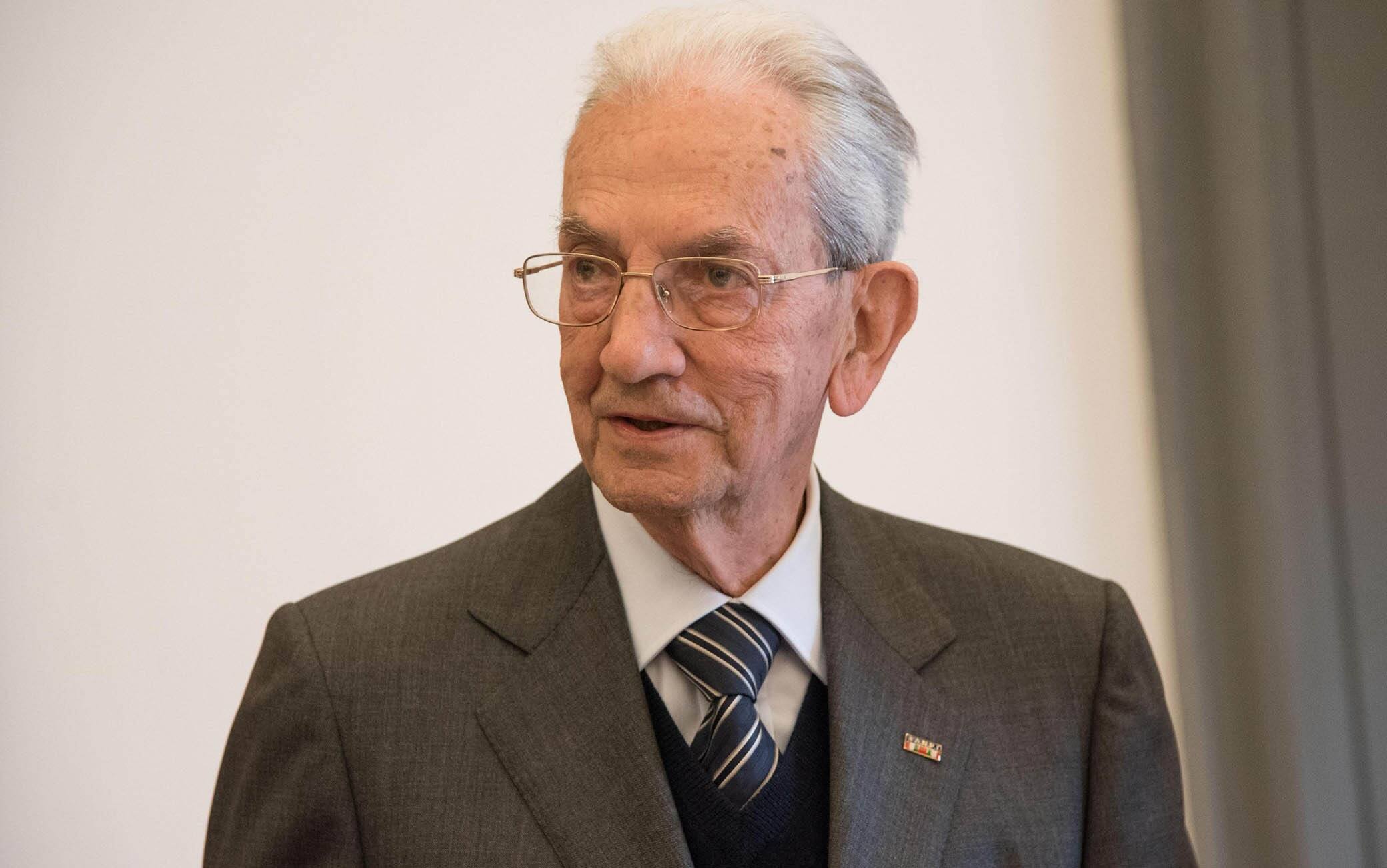 Il presidente dell'Anpi Carlo Smuraglia, durante il convegno ''Continuando il buon cammino'' promosso da ANPI Associazione Nazionale Partigiani d'Italia al Campidoglio, Roma, 6 aprile 2017. ANSA/GIORGIO ONORATI