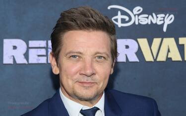 01-jeremy-renner-getty