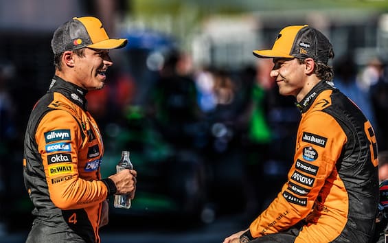 https://static.sky.it/editorialimages/e09c6e81b80d56a776ad41f55b2930a50369b108/skysport/it/motori/formula-1/2025/07/01/f1-piastri-norris-titolo-piloti/norris_piastri_mclaren_orizzontale.jpg?im=Resize,width=565