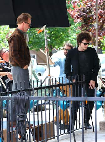 Actors Timothee Chalamet and Ed Norton are captured filming scenes for the upcoming Bob Dylan biopic "A Complete Unknown" in Hoboken, New Jersey.

Pictured: timothee chalamet,edward norton
Ref: BLU_S7715775 280524 NON-EXCLUSIVE
Picture by: Jose Perez / SplashNews.com

Splash News and Pictures
USA: 310-525-5808 
UK: 020 8126 1009
eamteam@shutterstock.com

World Rights