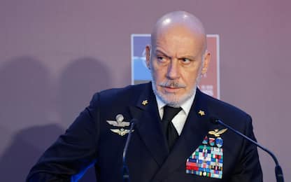 epa12410459 Chair of the North Atlantic Treaty Organization (NATO) Military Committee, Admiral Giuseppe Cavo Dragone, attends a press conference at the end of the NATO Military Committee Conference in Riga, Latvia, 27 September 2025. During the conference, NATO military leaders discussed the implementation of the decisions of the NATO Summit in The Hague, focusing on strengthening the collective deterrence and defense of the Allies.  EPA/TOMS KALNINS