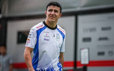 DECIMA FILA - 19) ISACK HADJAR (Racing Bulls)