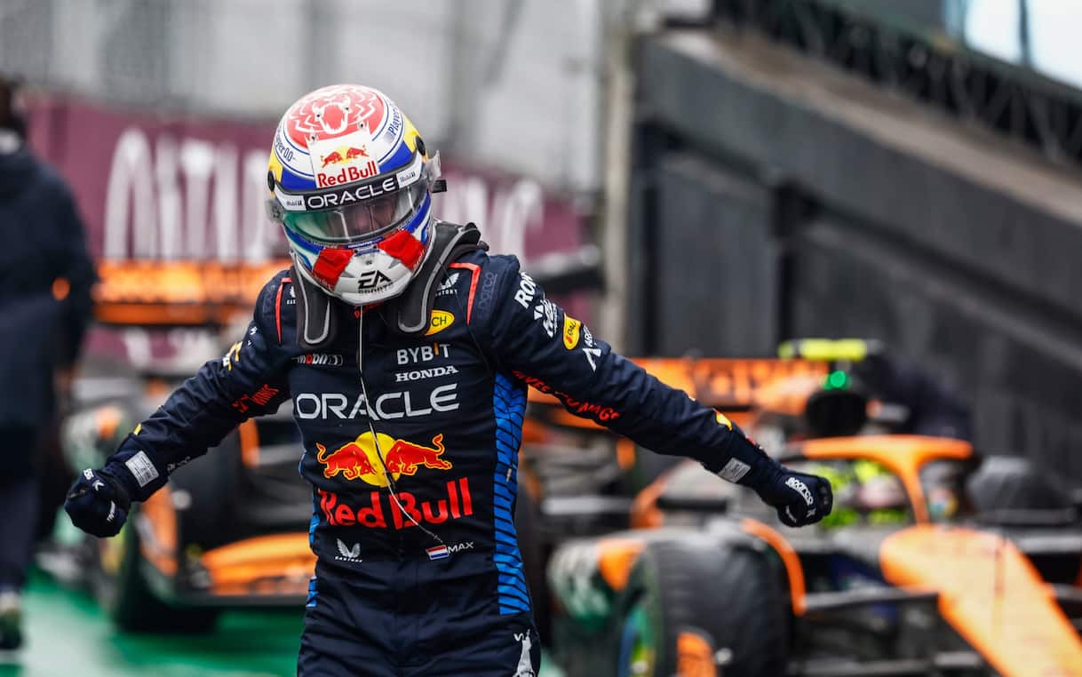 https://static.sky.it/editorialimages/e2acc3258c1cacc908d24775de5fd6816e3e0cb1/skysport/it/motori/formula-1/formula-1-vittorie-consecutive-gp-storia/verstappen_gp_brasile_motorsport_images.jpg?im=Resize,width=1218
