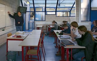 Lycee Joseph Marie Jacquard, School, Europe, France, , 2000, Lucien Kroll. Typical classroom situation.