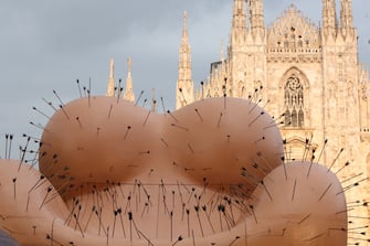 Milano - Inaugurazione dell’installazione di Gaetano Pesce La maestà sofferente in piazza Duomo (Milano - 2019-04-07, ) p.s. la foto e' utilizzabile nel rispetto del contesto in cui e' stata scattata, e senza intento diffamatorio del decoro delle persone rappresentate