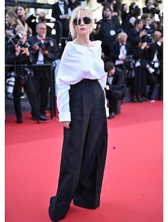 16_festival_cannes_2024_look_red_carpet_getty - 1