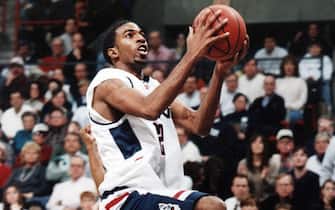 UNIVERSITY OF CONNECTICUT 'S Richard Hamilton elevates vs Georgetown. Storrs, Ct 1999(photo by Bob Stowell/Getty Images)