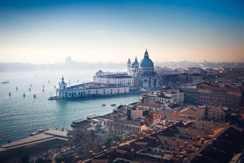 Venezia. Foto di Dorian Mongel su Unsplash