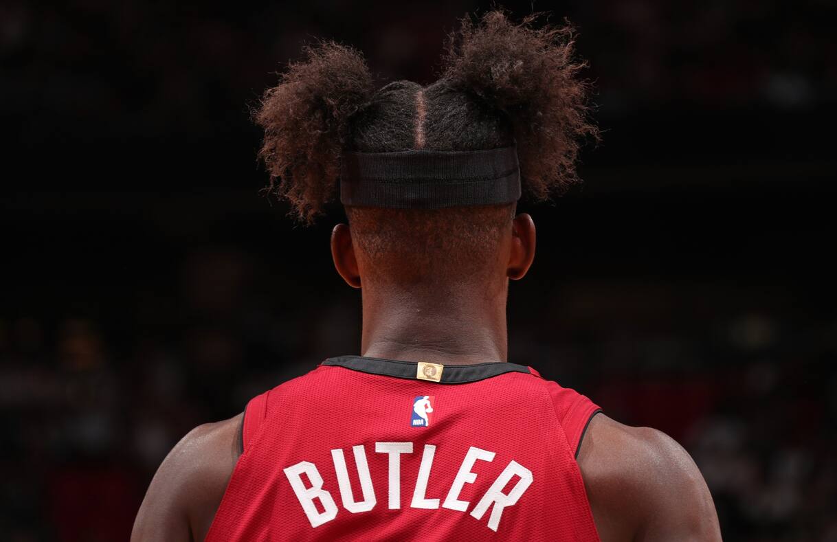 NBA, tutti i look della superstar dei Miami Heat Jimmy Butler. FOTO