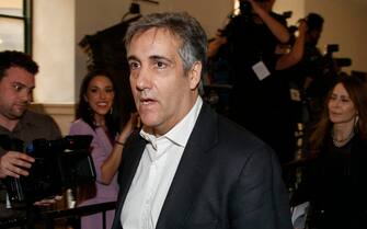 Michael Cohen, ex avvocato fixer di Donald Trump, ha confermato in aula che il tycoon gli chiese di occuparsi anche della storia di Stormy Daniels