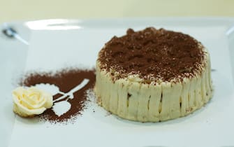 (171106) -- TREVISO, Nov. 6, 2017 (Xinhua) -- Photo taken on Nov. 5, 2017 shows the tiramisu during the Tiramisu World Cup in Treviso, Italy. Tiramisu World Cup 2017 was held in and around Italian's northern city Treviso on Nov. 4 and Nov. 5, with 720 non-professional chefs competing for "world's best tiramisu". (Xinhua/Jin Yu)(zcc)