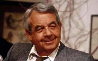 Tom Bosley in una scena del film "Strega per un giorno" (1989)