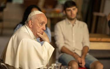 Faccia a faccia con Papa Francesco (2023)