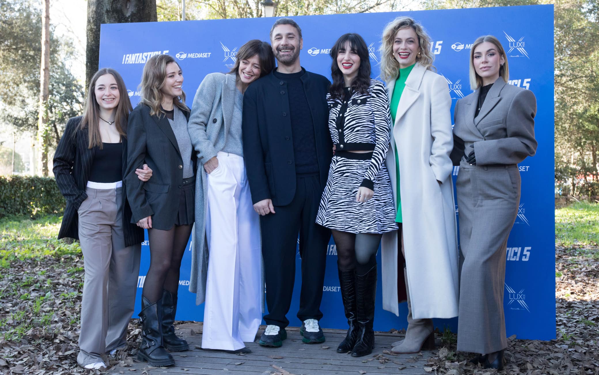 I Fantastici 5, il cast della serie tv con Raoul Bova e Gaia Messerklinger.  FOTO | Sky TG24