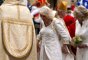 Britain's Camilla, Queen Consort arrives at Westminster Abbey in central London on May 6, 2023, ahead of the coronations of Britain's King Charles III and Britain's Camilla, Queen Consort. - The set-piece coronation is the first in Britain in 70 years, and only the second in history to be televised. Charles will be the 40th reigning monarch to be crowned at the central London church since King William I in 1066. Outside the UK, he is also king of 14 other Commonwealth countries, including Australia, Canada and New Zealand. Camilla, his second wife, will be crowned queen alongside him, and be known as Queen Camilla after the ceremony. (Photo by Andrew Milligan / POOL / AFP) (Photo by ANDREW MILLIGAN/POOL/AFP via Getty Images)