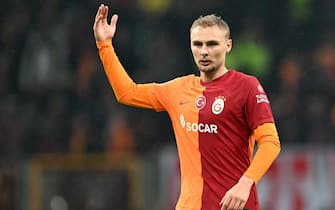 11/29/2023 - ISTANBUL - Victor Nelsson of Galatasaray during the UEFA Champions League Group A match between Galatasaray SK and Manchester United FC at Ali Sami Yen Spor Kompleksi Stadium on November 29 in Istanbul, Turkey. ANP | Hollandse Hoogte | GERRIT VAN COLOGNE /ANP/Sipa USA