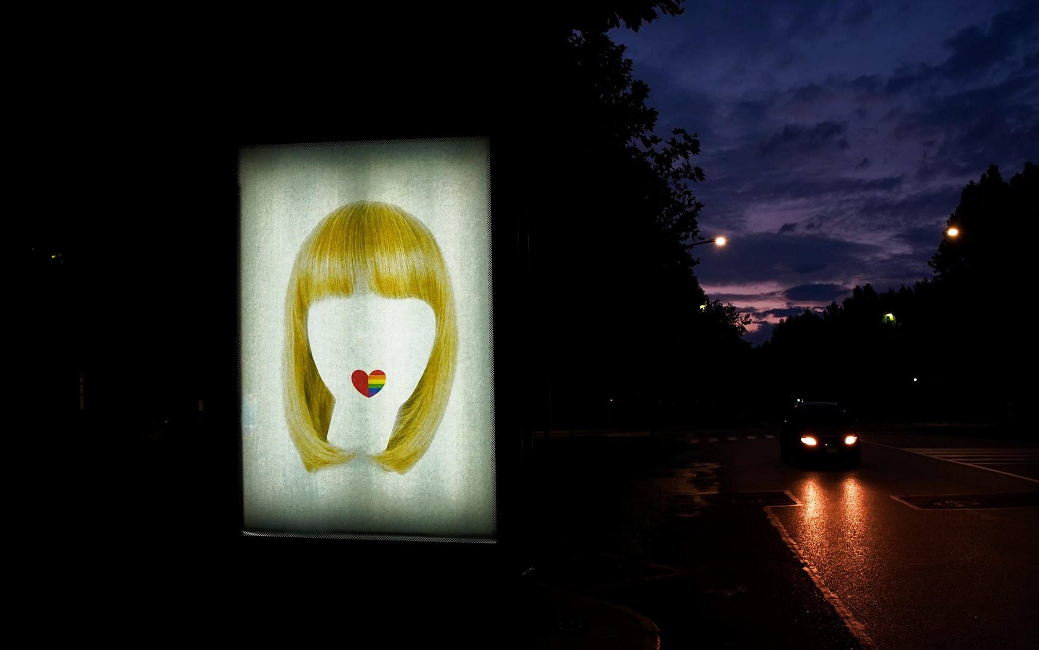 Raffaella Carrà ricordata dal Bansky torinese