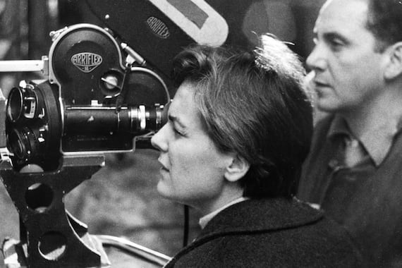 Liliana Cavani alla cinepresa per Francesco d'Assisi, 1966. Foto Elio Ciol