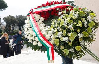 La corona di fiori del presidente della Repubblica per il funerale di Alessandro Parini, l'italiano rimasto ucciso a Tel Aviv, Roma 13 aprile 2023.
ANSA/MASSIMO PERCOSSI