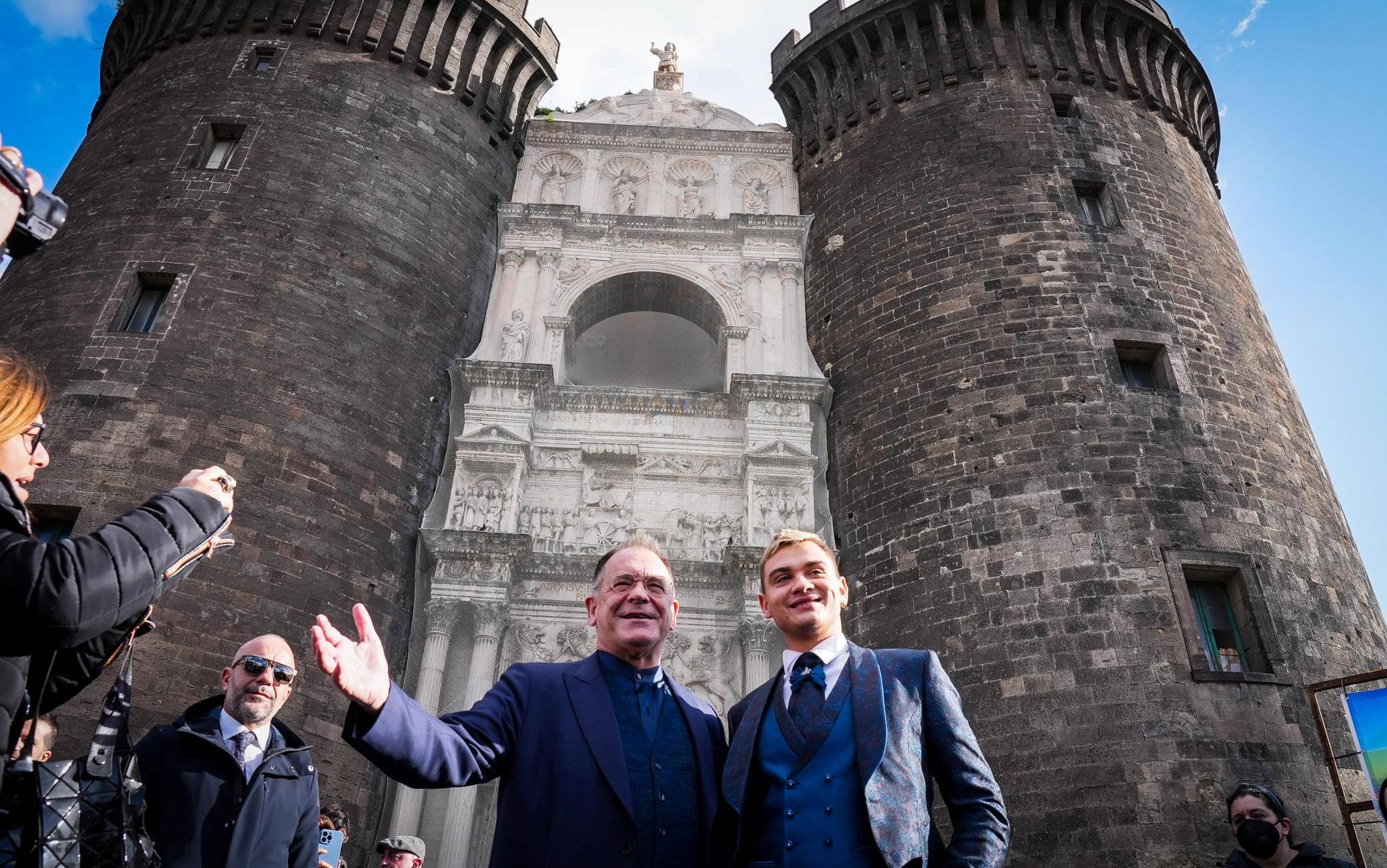 Matrimonio Alessandro Cecchi Paone (s) e Simone Antolini. (d) Napoli 18 Dicembre 2023. ANSA/CESARE ABBATE