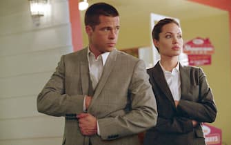 BRAD PITT & ANGELINA JOLIE
in Mr. & Mrs. Smith
*Editorial Use Only*
www.capitalpictures.com
sales@capitalpictures.com
Supplied by Capital Pictures
