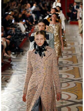 05_chanel_haute_couture_sfilata_2024_2025_getty - 1