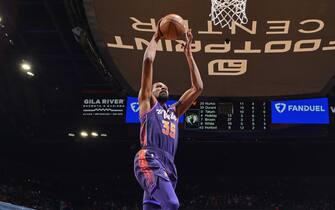 PHOENIX, AZ - MARCH 9: Kevin Durant #35 of the Phoenix Suns dunks the ball during the game against the Boston Celtics on March 9, 2024 at Footprint Center in Phoenix, Arizona. NOTE TO USER: User expressly acknowledges and agrees that, by downloading and or using this photograph, user is consenting to the terms and conditions of the Getty Images License Agreement. Mandatory Copyright Notice: Copyright 2024 NBAE (Photo by Barry Gossage/NBAE via Getty Images)