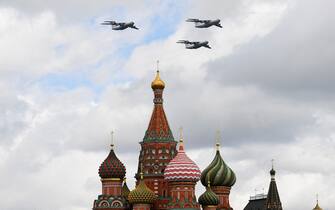 Russian Ilyushin Il-76md military transport aircrafts fly over Red Square in Moscow during a rehearsal for the WWII Victory Parade on May 4, 2022. - Russia will celebrate the 77th anniversary of the 1945 victory over Nazi Germany on May 9. (Photo by Natalia KOLESNIKOVA / AFP) (Photo by NATALIA KOLESNIKOVA/AFP via Getty Images)
