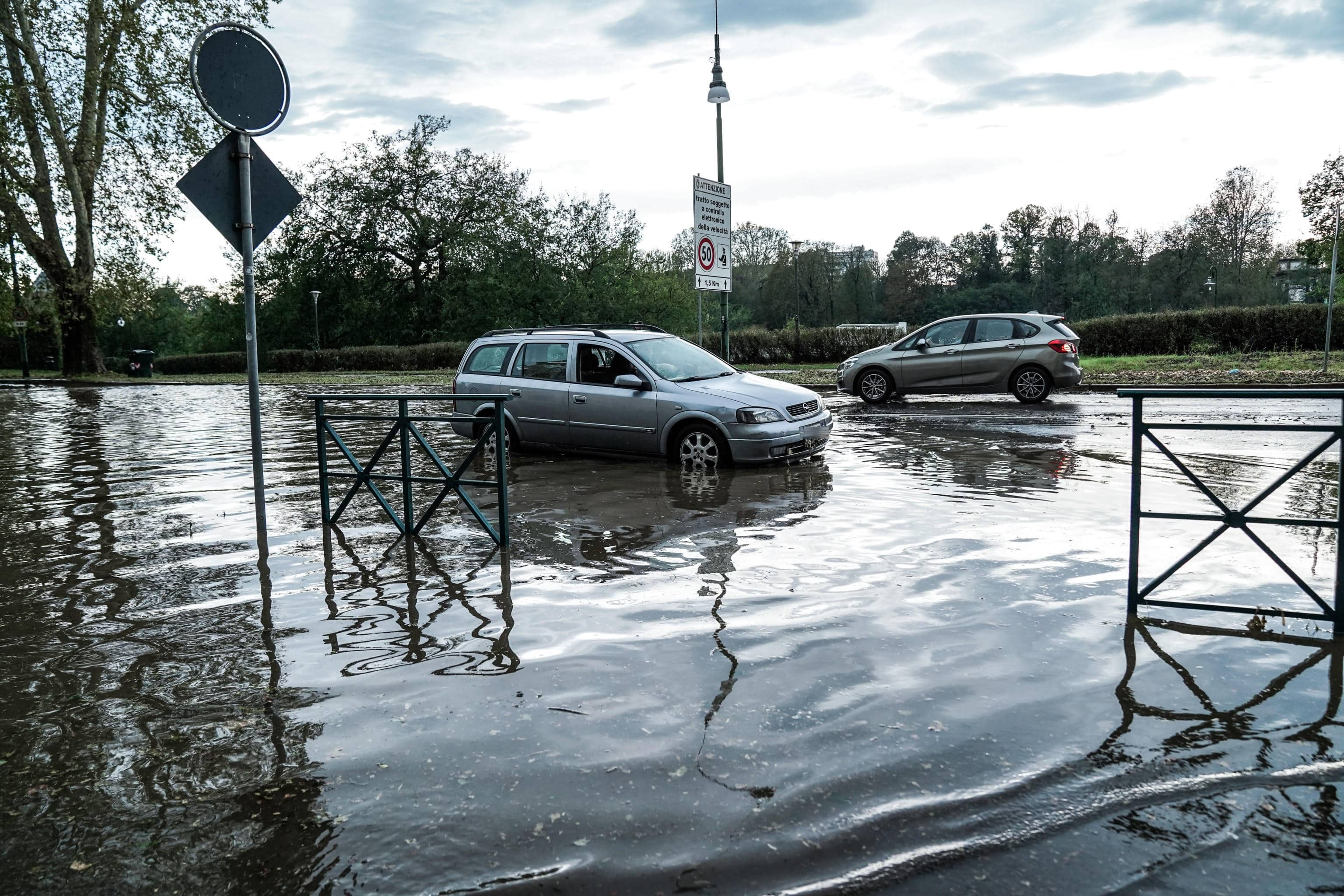 Maltempo Tempesta Di Fulmini A Milano E Torino Black Out Ad Alessandria ...