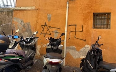 ++ Svastiche  e stelle David al ghetto a Roma e a Trastevere ++/ notizia in rete