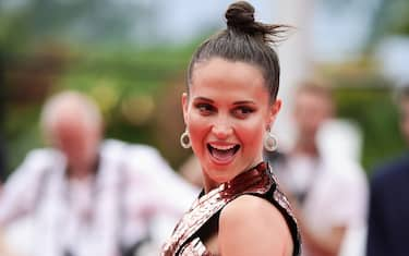 CANNES, FRANCE - MAY 22: Alicia Vikander attends the screening of "Holy Spider" during the 75th annual Cannes film festival at Palais des Festivals on May 22, 2022 in Cannes, France. (Photo by Andreas Rentz/Getty Images)