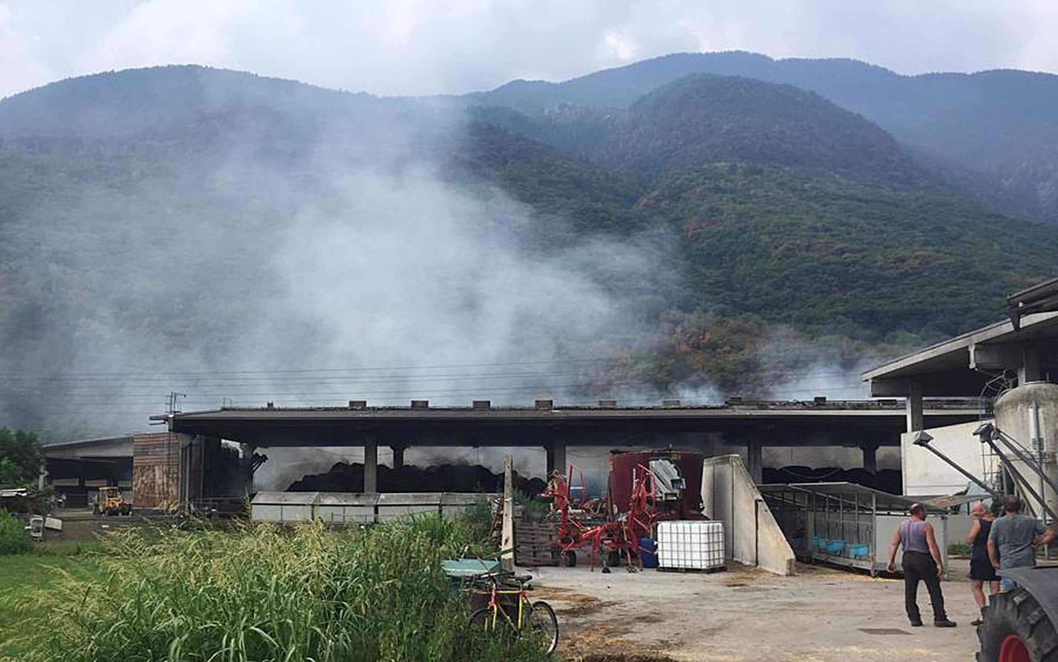 SONDRIO, incendio stalla un ferito ustionato a Cosio Valtellino - FOTO(ANSA/ANP)